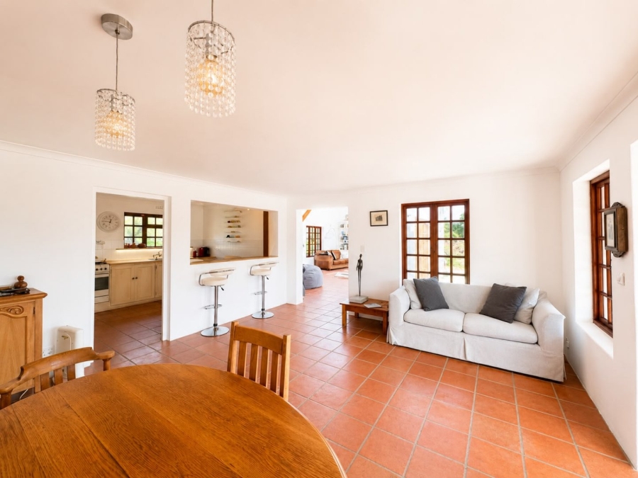 To Let 2 Bedroom Property for Rent in Crofters Valley Western Cape